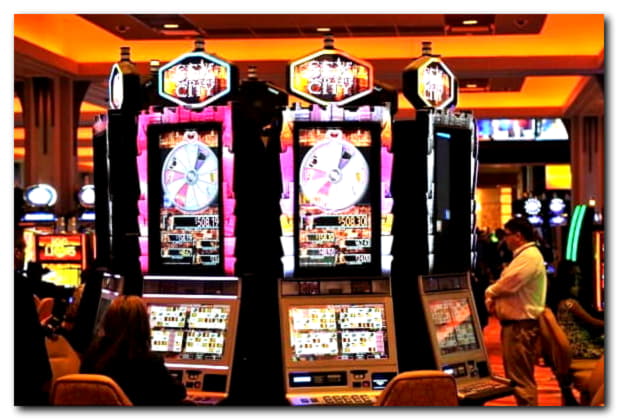$590 casino chip at Slotty Vegas Casino